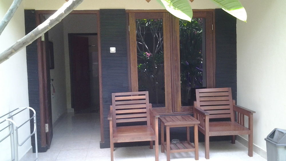 Family Garden Homestay Mangsit Eksteriør bilde